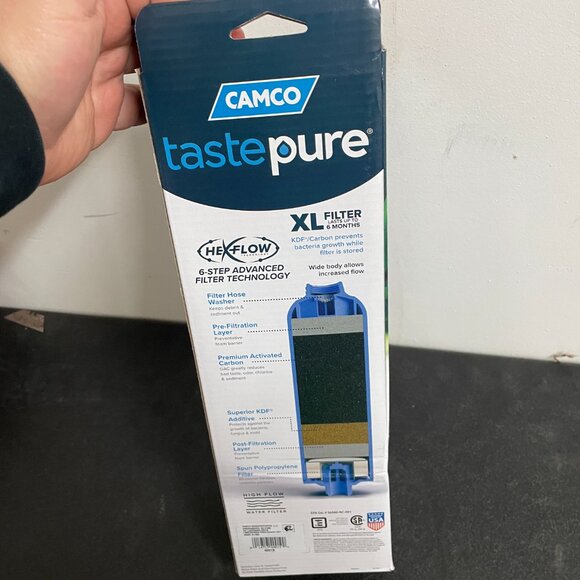 Camco RV & Marine Exterior XL Carbon Water Filter W/ Flexible Hose 40019 - Picture 3 of 3